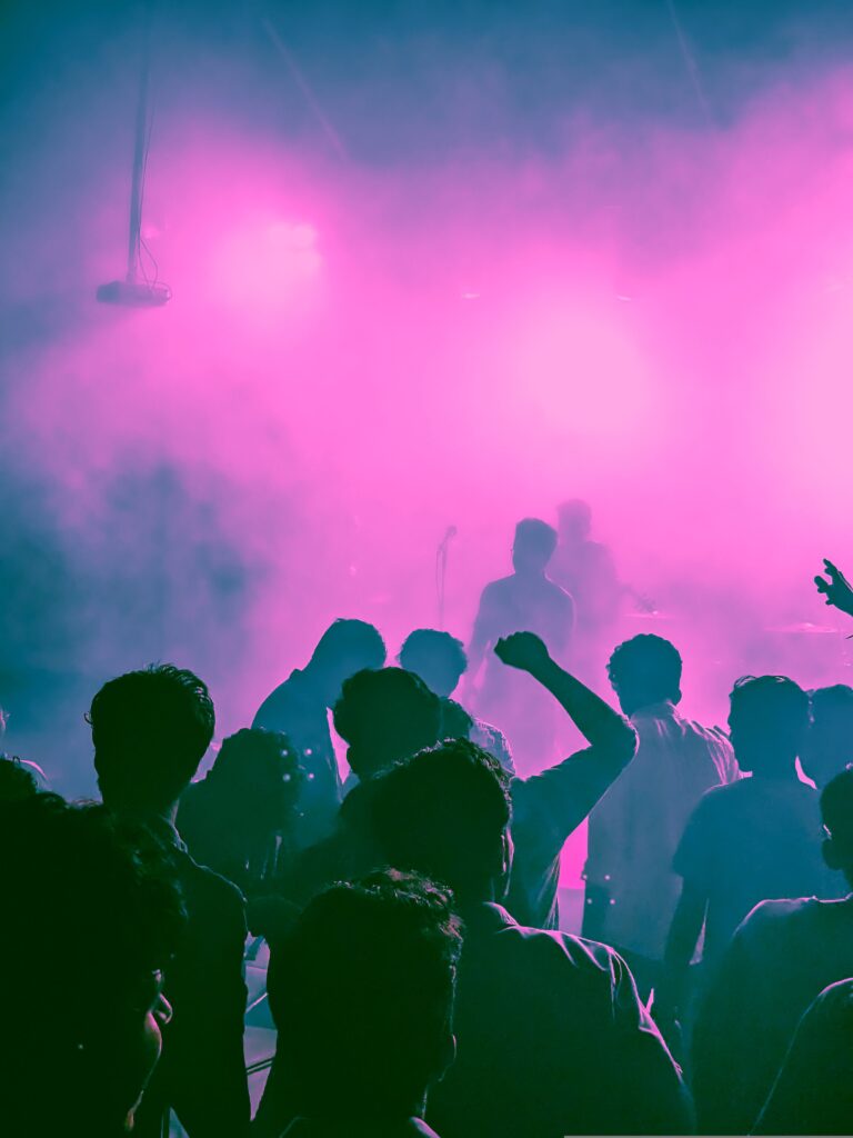 Party: Wear White Party – Flicks Bar, Corralejo, 6. Oktober 2026